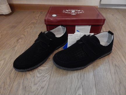 Новые замшевые туфли 41 размер