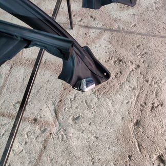 Уплотнитель стекла на Мерседес W219