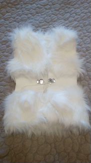 Новый нярядный жилет из иск. меха