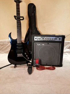Электрогитара с комбоусилителем