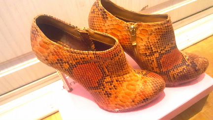 Ботильоны 38 размер под кожу рептилий