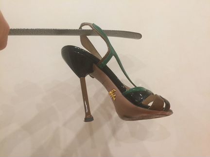 Босоножки Prada