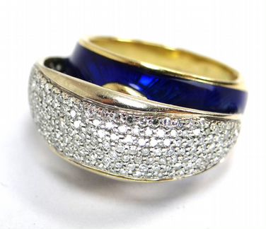 Золотое кольцо 750 пробы с бриллиантами и эмалью