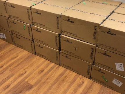 Асик s19k. Коробка для Antminer s19. ASIC s19. Antminer s17 коробка. S19 j Pro 104th.