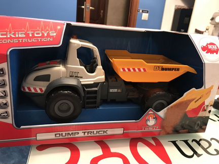 Новый самосвал Dickie звук, свет
