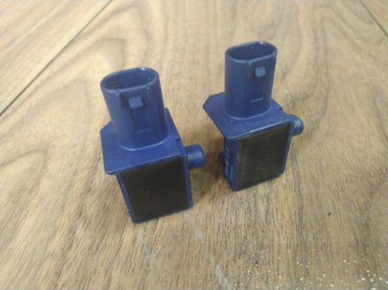 Датчик удара передний Mercedes W212 X204 W204 C218