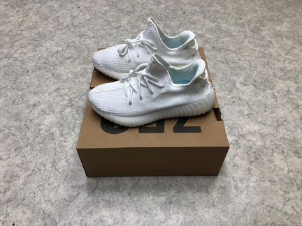 Кроссовки Adidas