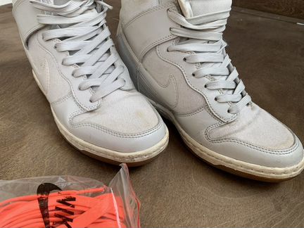 Кроссовки Nike