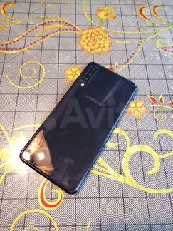 Телефон Samsung Galaxy A7 (2018) (черный) Оригинал