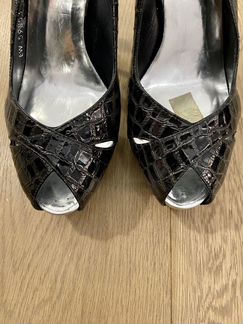 Stuart weitzman босоножки 38.5