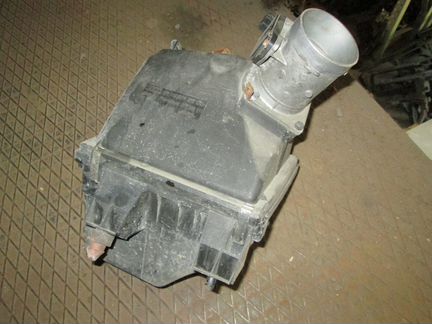 Корпус воздушного фильтра Ауди А4 078133837