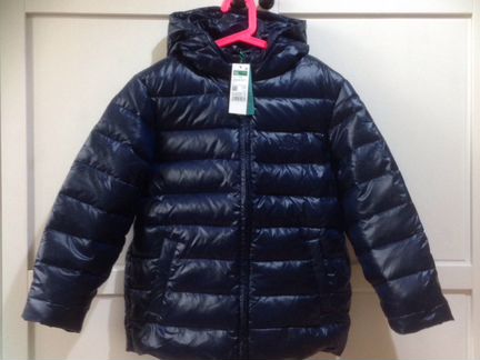 Новый пуховик бенеттон(146,158)