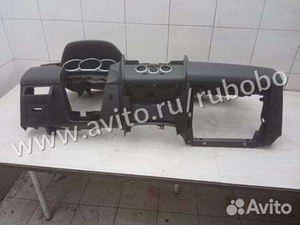 Торпедо Nissan Tiida C11 HR16DE 2011