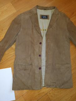 Замшевая куртка. б.у. в хорошем состоянии