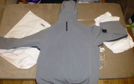 Топ-куртка Nike Therma Sphere Max