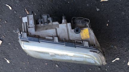 Фара Мерседес 202 рестайл бушная