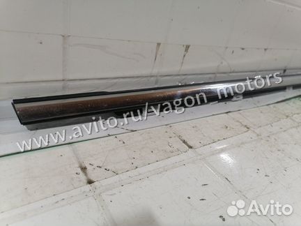 Бархотка двери передняя правая Kia Ceed 2 5D