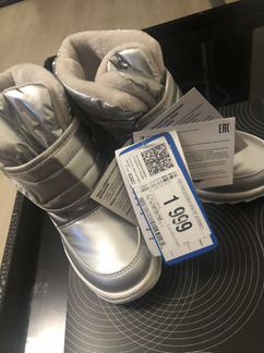 Ботинки зимние детские новые