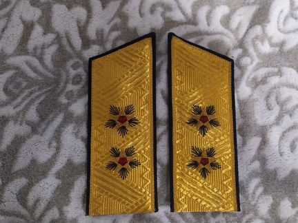 Погоны вице-адмирала СССР