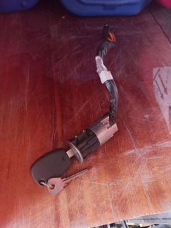 Замок зажигания Renault Logan