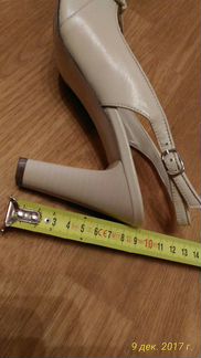 Босоножки Сovani с закрытым мысом в хор. состоянии