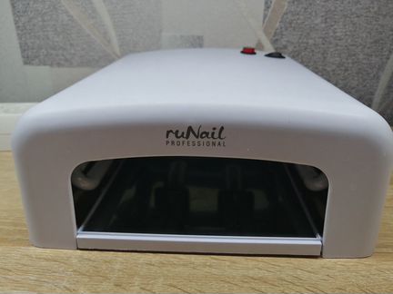 Лампа для маникюра RuNail Professional SM 818
