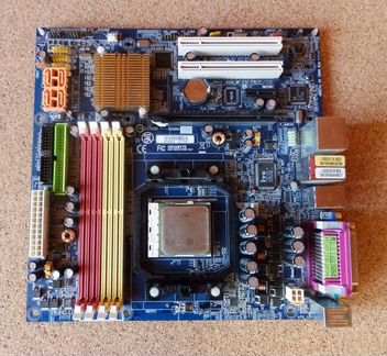 Gigabyte GA-M61PM-S2 AMD Athlon 64x2