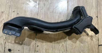 Патрубок воздушного фильтра Nissan Note E11