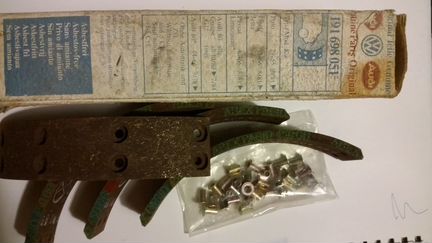 Колодки тормозные VW Bremsbelage Parts Original