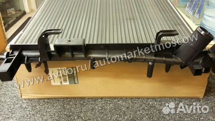 Радиатор системы охлаждения Рено Логан 2014