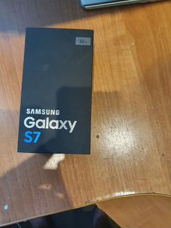 Телефон Samsung galaxy s7