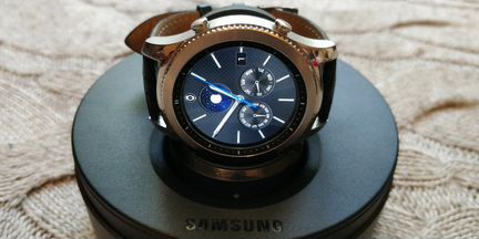 Samsung gear s3 Classic + Браслет