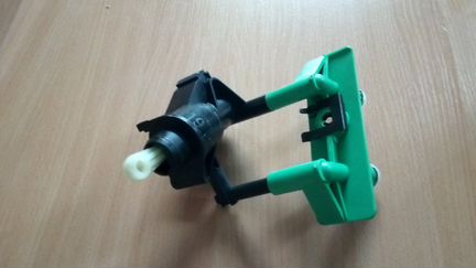 Главный цилиндр сцепления Ford Torneo Connect