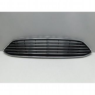 Ford Focus 3 решётка радиатора Titanium 42120100