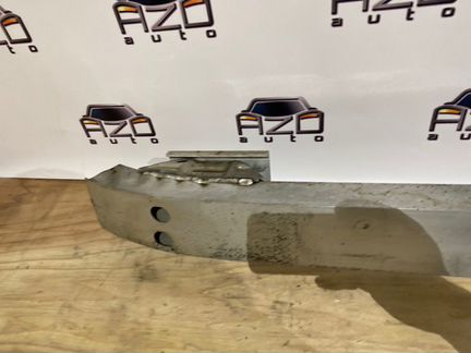 Усилитель бампера задний Lexus Ls430 UCF30 3UZ-FE