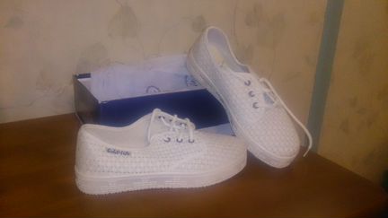 Легкие льняные туфли