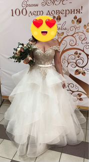 Шикарное свадебное платье