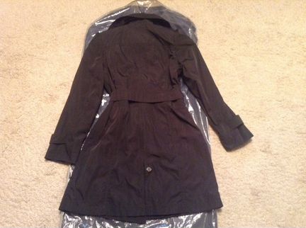 Женский плащ