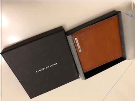 Мужской бумажник piquadro