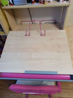 Растущая парта деми