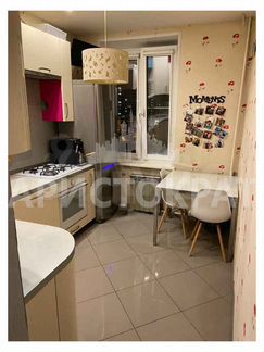 2-к квартира, 48 м², 8/8 эт.