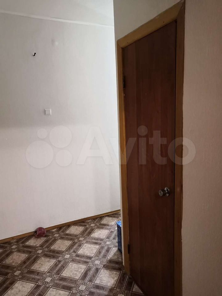 2-room apartment, 52 m2, 4/5 floor.