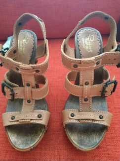 Босоножки женские Respect